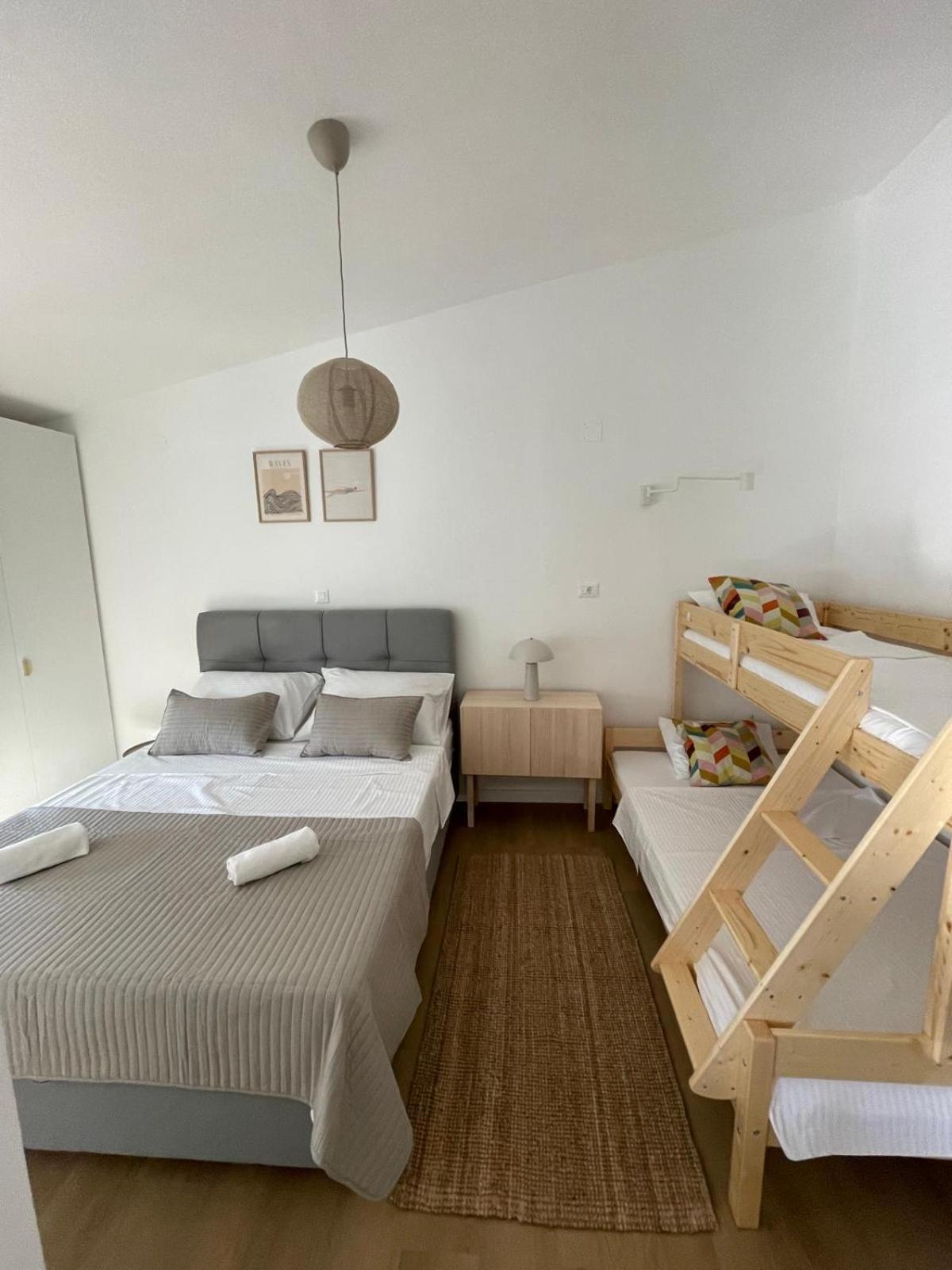Apartments Ula Vodice Exterior photo